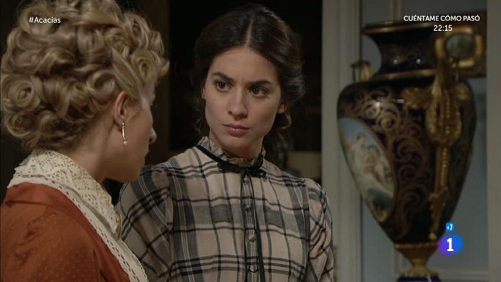 Acacias 38 -  Cayetana ve en Teresa un apoyo, pero Fabiana no se fía