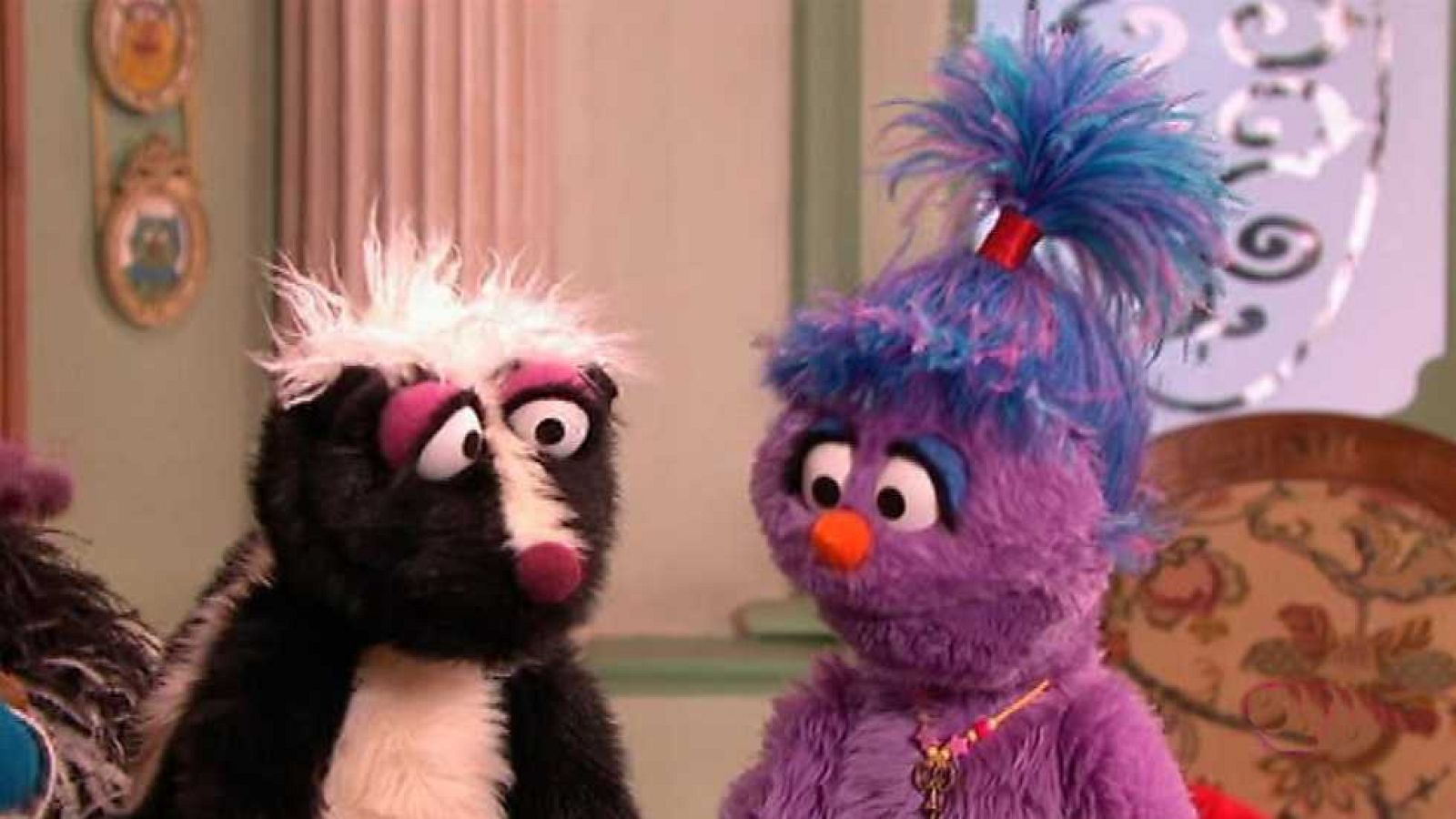 Bienvenida mofeta - El Hotel Furchester | Ver