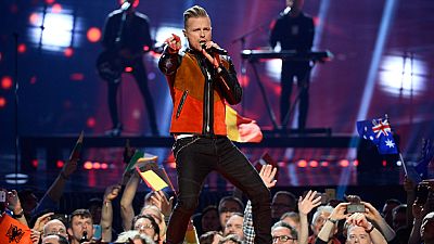 Irlanda: Nicky Byrne canta la canci�n 'Sunlight'