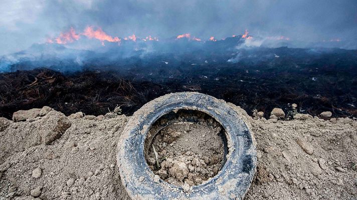Informativo 24h - Continúa la extinción del incendio de Seseña, donde los vecinos retrasan su regreso por el humo