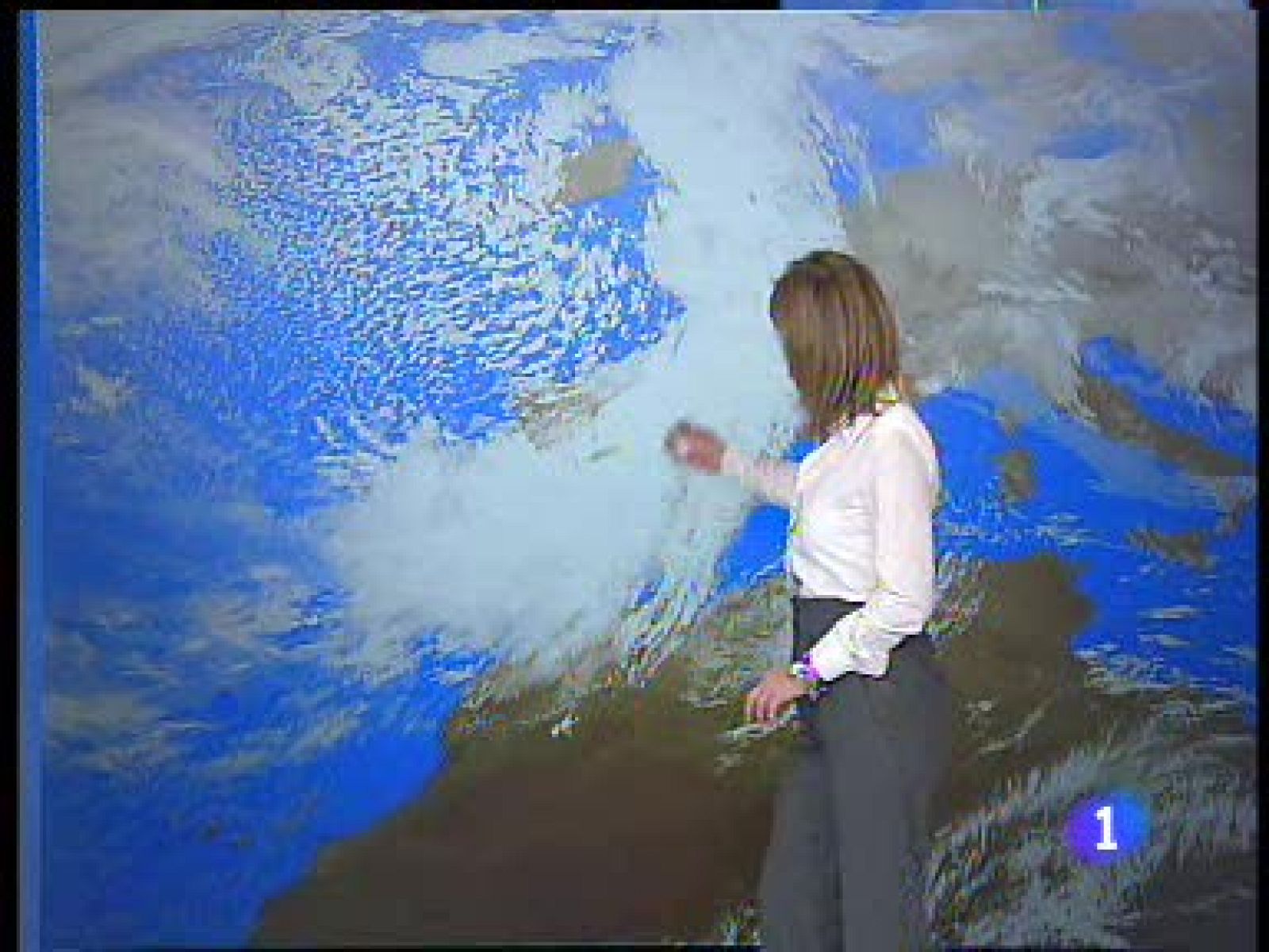 Bajan las temperaturas y siguen las lluvias