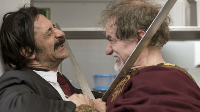 El Ministerio del Tiempo - Alonso lucha a muerte por Elena