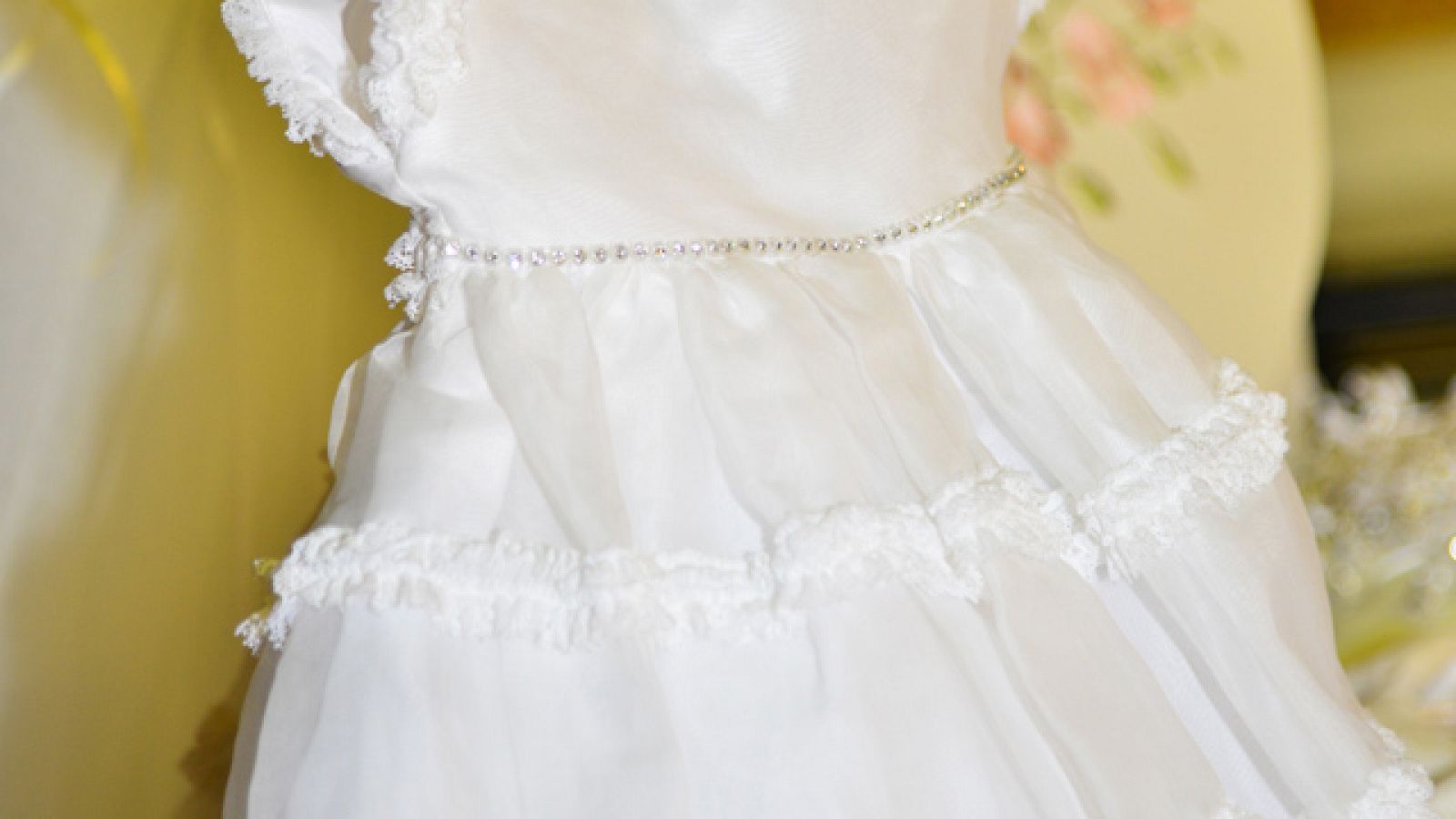 El gasto en comuniones puede rondar entre los 2.000 y los 8.500 euros, según la Unión de Consumidores