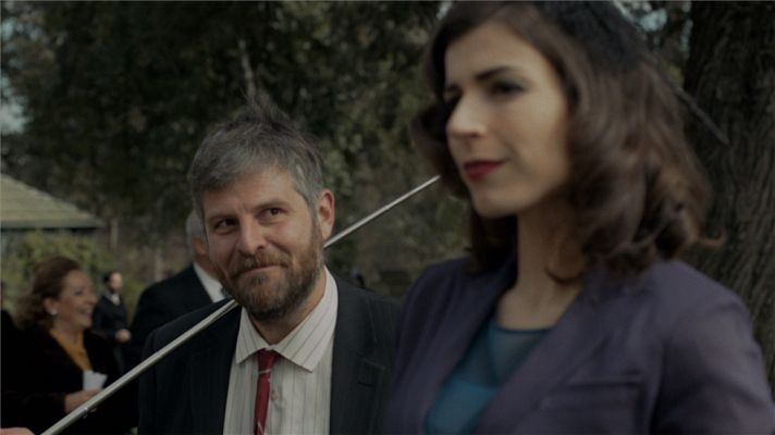 El Ministerio del Tiempo - El cuñado intenta ligar en la boda (I)