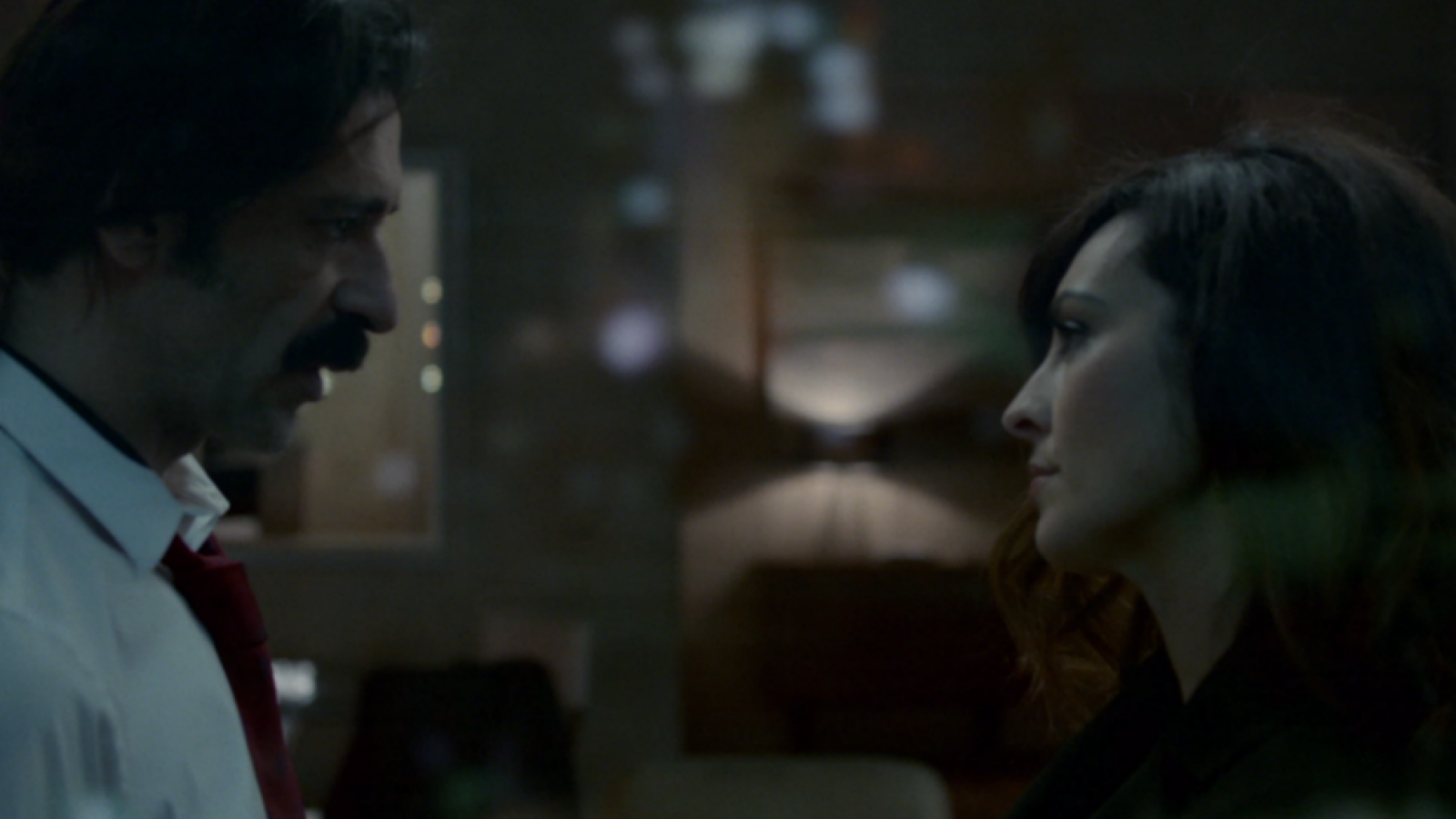 El Ministerio del Tiempo - Los secretos entre Alonso y Elena se han terminado