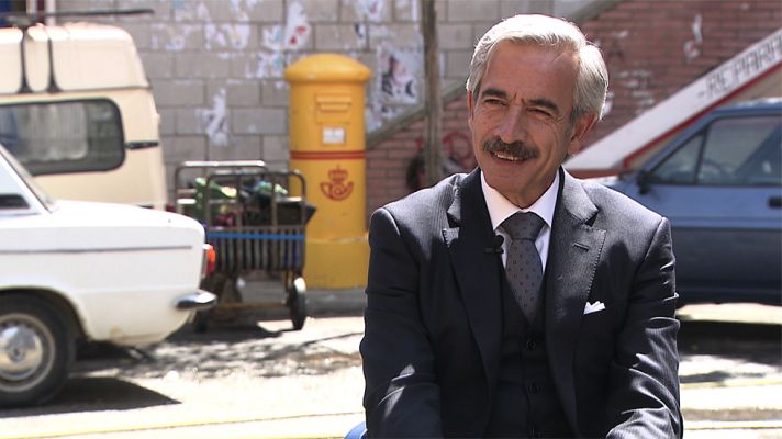 Cuéntame cómo pasó - ¿Cómo se siente Antonio ante las dos bodas de los Alcántara?