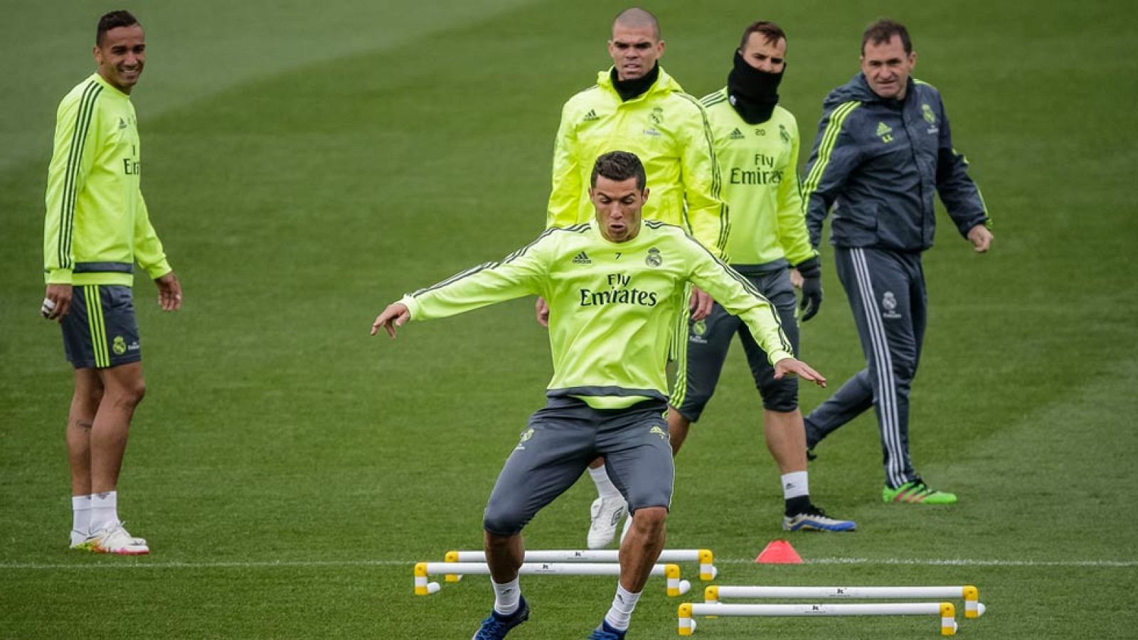 Madrid y Atlético ya solo piensan en la final de Champions | Ver