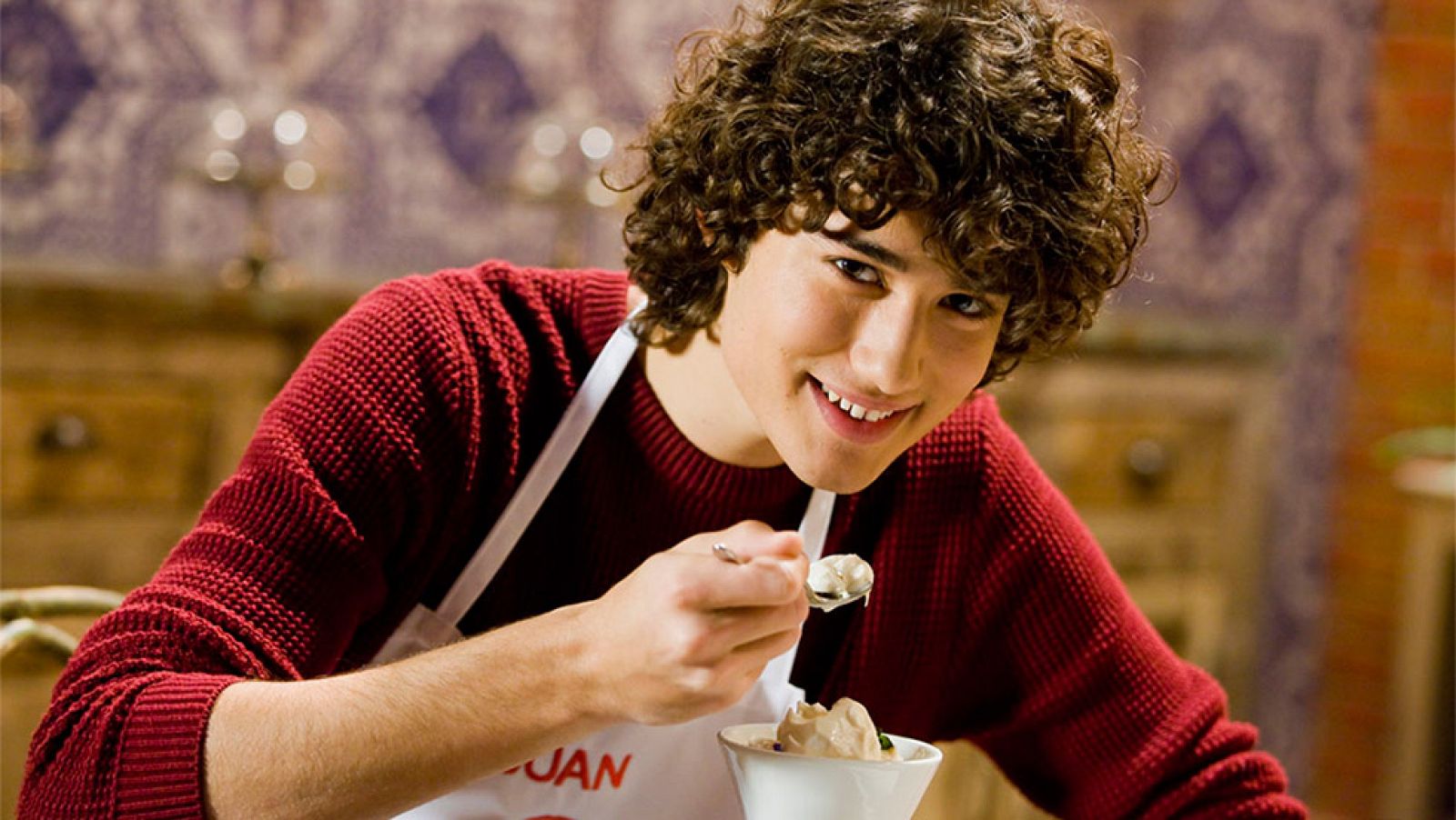 Juan Rosillo, concursante de MasterChef 4, contesta Generation What