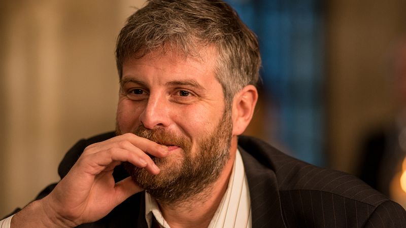 Tu cu�ado con un palo de selfie