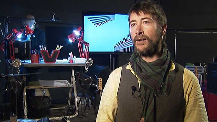 Telediario 1 - El cantante Muchachito vuelve a la carretera