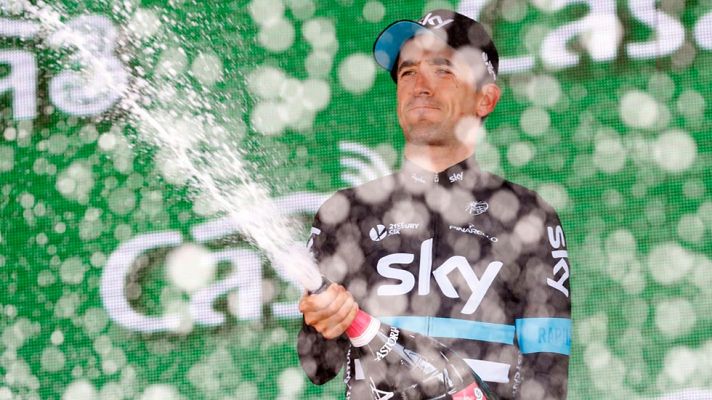  - Las mejores imágenes de la etapa 13 del Giro, con victoria de Mikel Nieve
