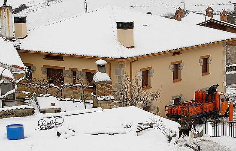 El temporal mantiene media España cubierta de nieve