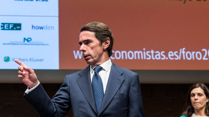 Telediario 1 - Aznar considera "un error" relajar la corrección del déficit y alerta de los riesgos de una elevada deuda