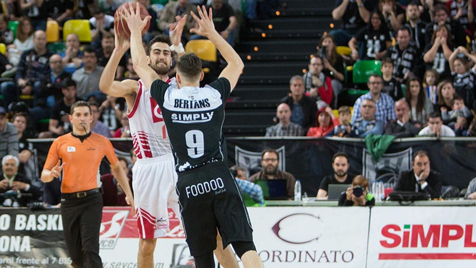 Dominion Bilbao 72-73 CAI Zaragoza - Baloncesto en RTVE | Ver