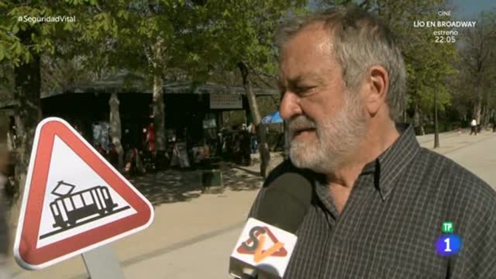 'Señal' - Peligro por cruce de tranvía