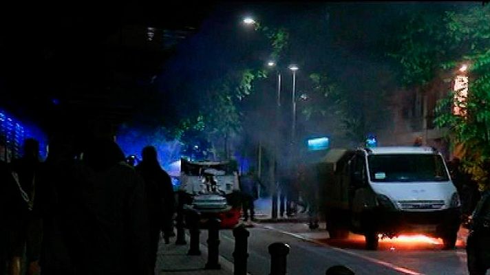 Informativo 24h - Varios incidentes han sacudido el desalojo del "banco expropiado"