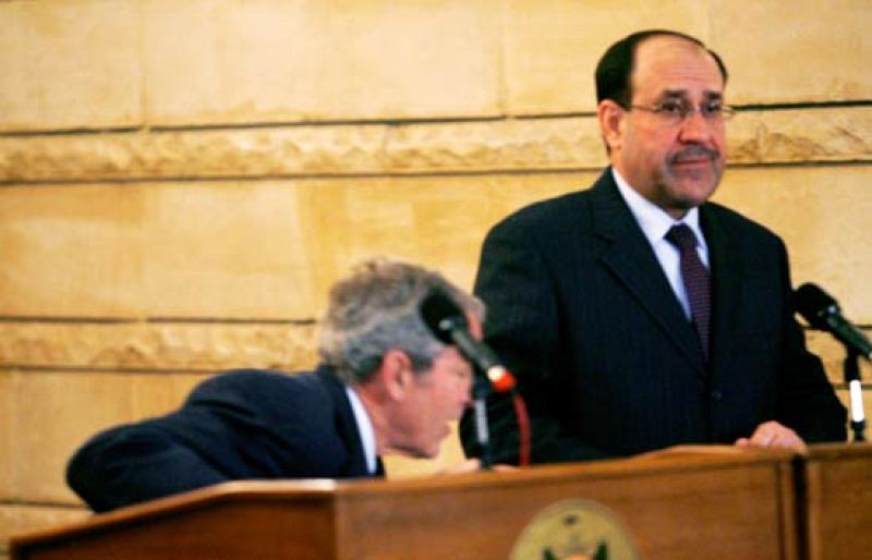 Zapatazo para George Bush