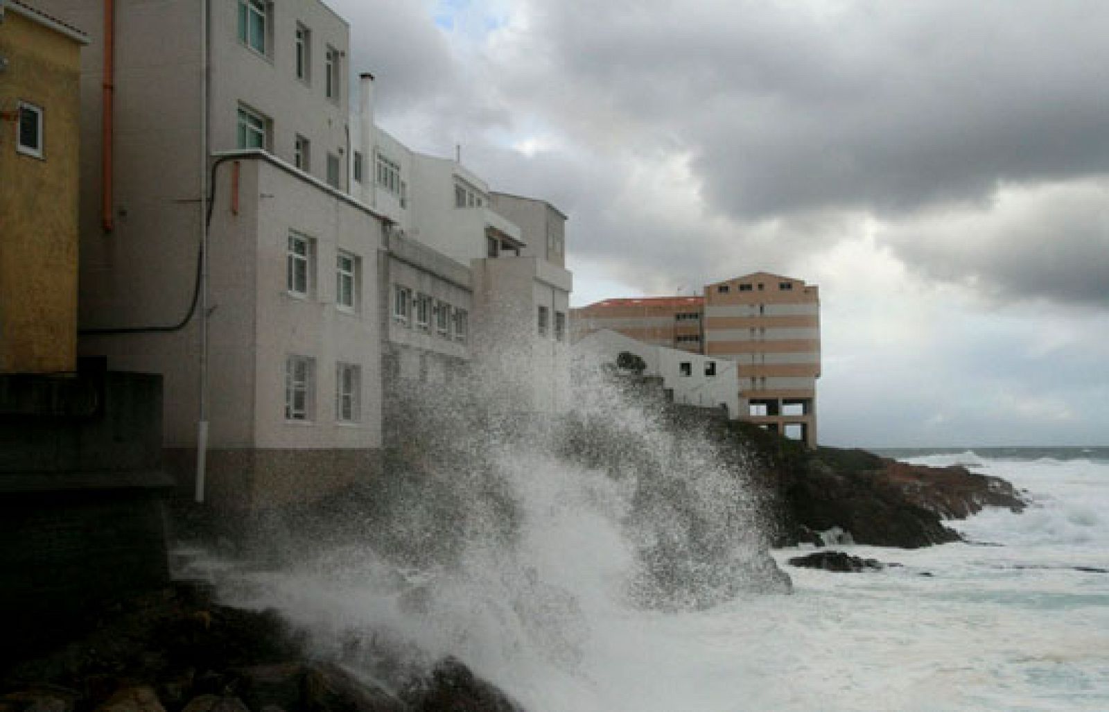 Telediario fin de semana en cuatro minutos - 14/12/08 | Ver