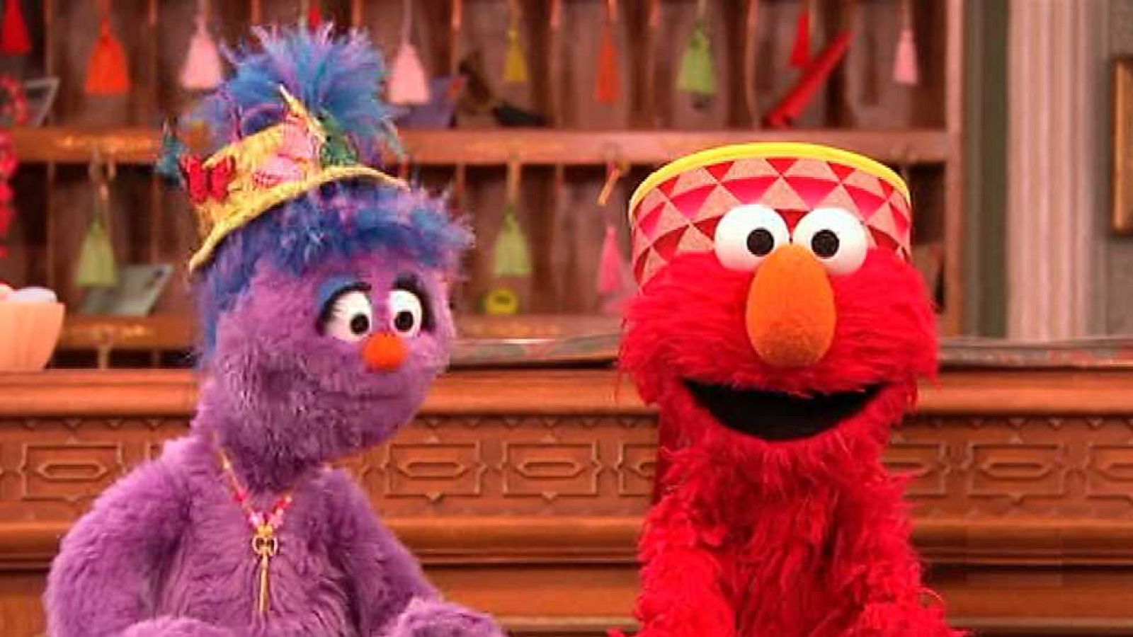 Nadie tiene un sombrero como ese - El Hotel Furchester | Ver