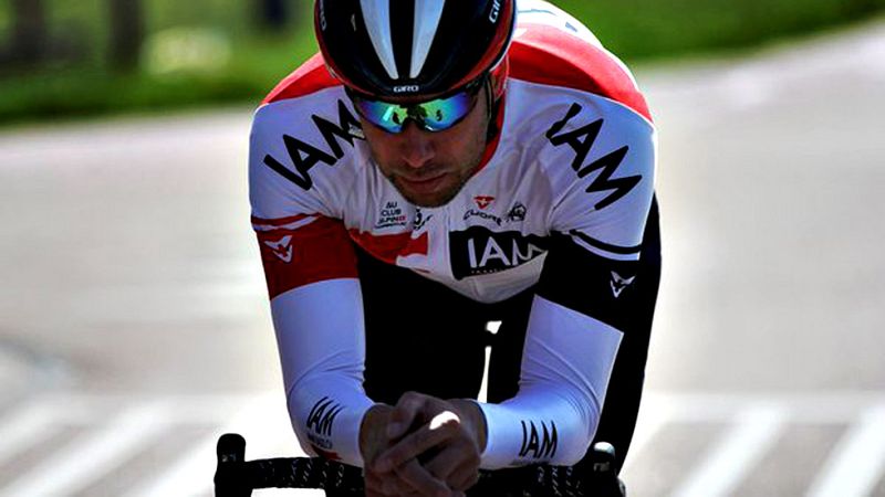 El alemán Roger Kluge sorprende al esprint