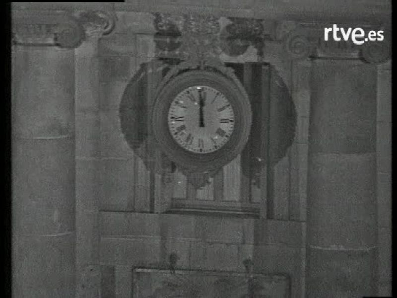 Campanadas 1973 (desde Barcelona) - Campanadas de Fin de Año | Ver