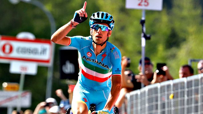  - Nibali se luce en los Alpes, el colombiano Chaves nuevo maglia rosa