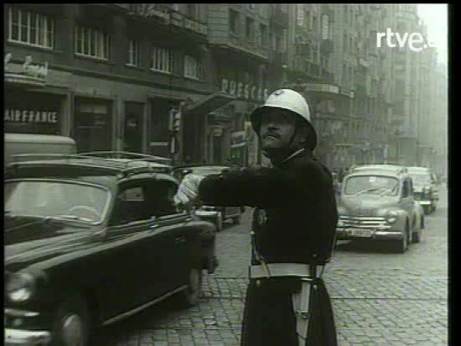 Campanadas - Repaso de la historia de las campanadas - Campanadas de Fin de Año | Ver