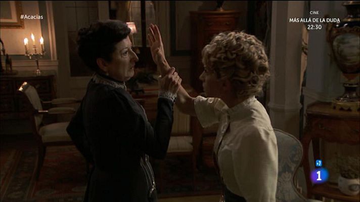 Acacias 38 - Úrsula planta cara a Cayetana