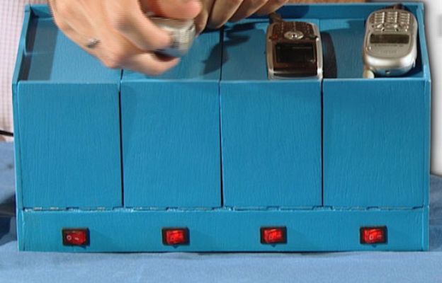 Fábrica de ideas - Inventa: Organizador cargadores