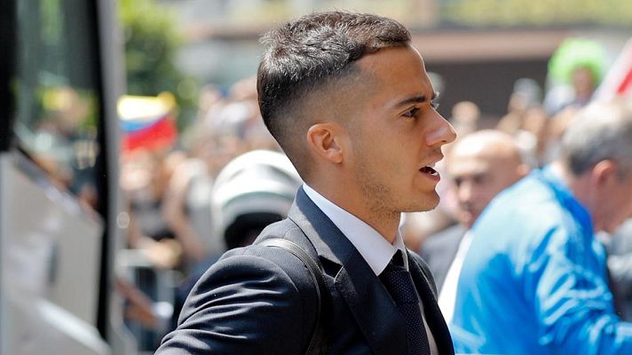 Telediario 1 - El internacional Lucas Vázquez, ídolo en su Curtis natal