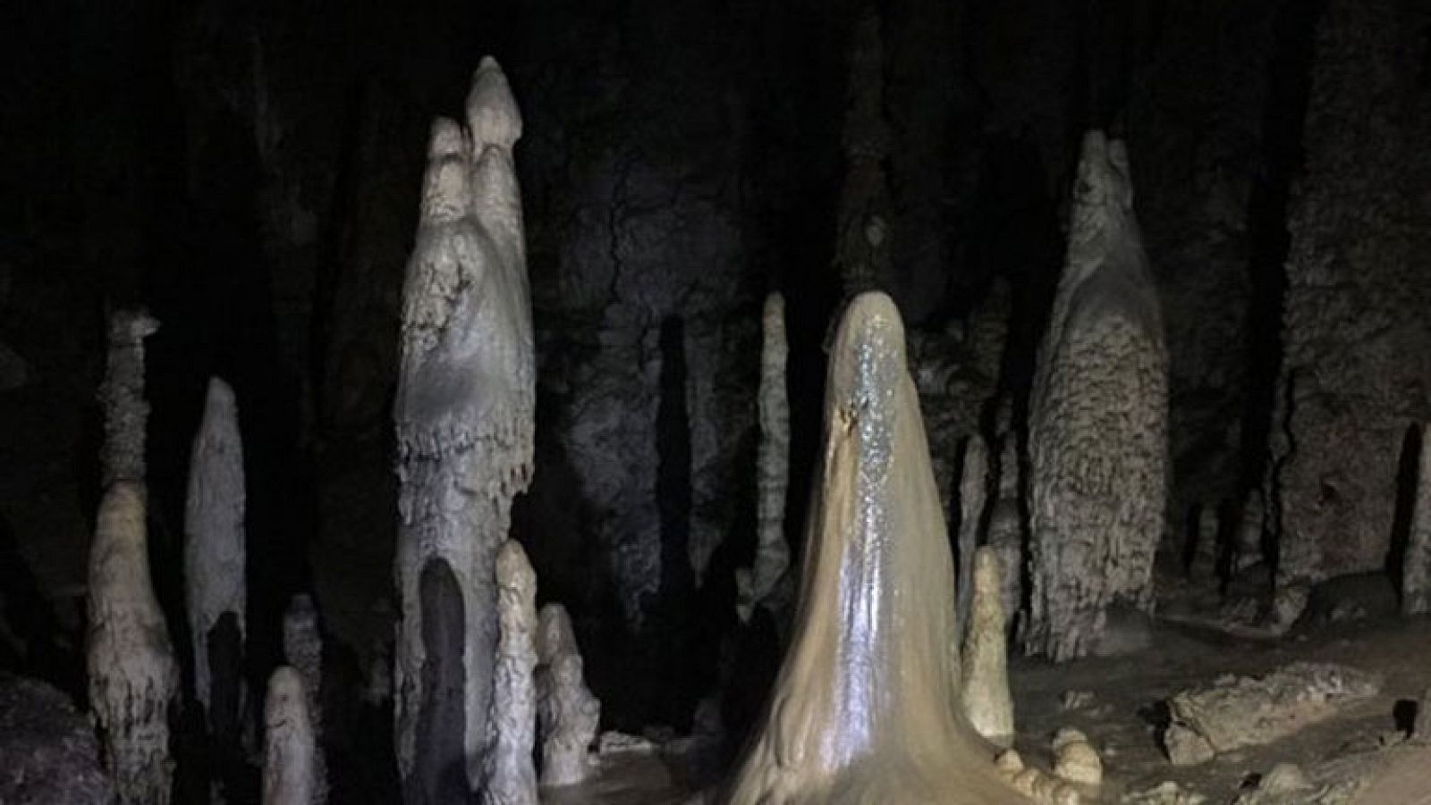 De ruta por la cueva de Coventosa