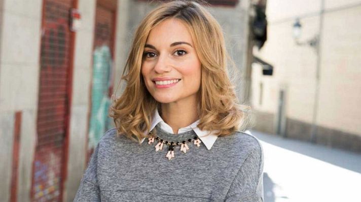 Amigas y conocidas - "La gente dice que El hombre de tu vida es un soplo de aire"