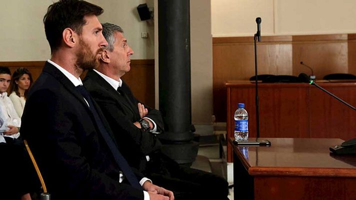 Telediario 1 - Messi y su padre comparecen ante el juez acusados de fraude a hacienda