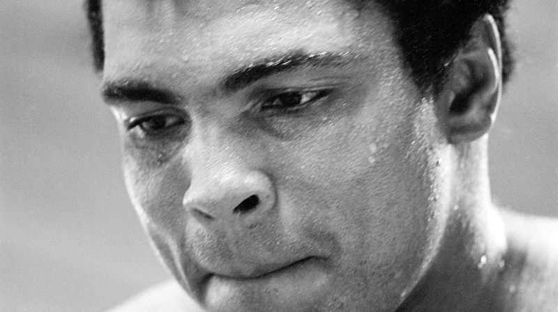 Muere Muhammad Ali, leyenda del boxeo