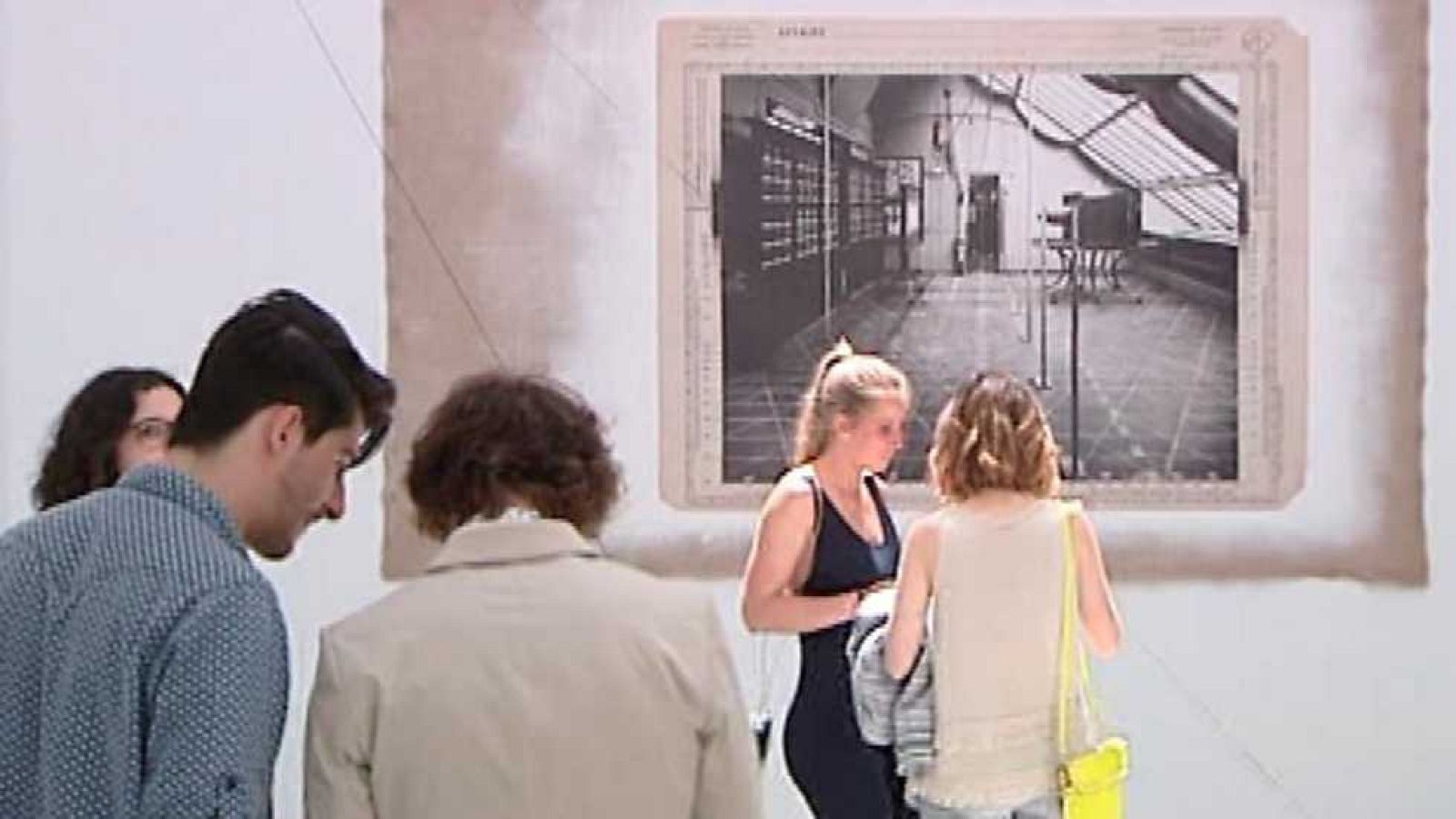 Cámara abierta 2.0 - PhotoEspaña 2016,  Jornadas Anuales de Periodismo de Datos, Outbarriers, Sustainable Brands Barcelona y los Hermanos Torres en 1minutoCOM - ver ahora