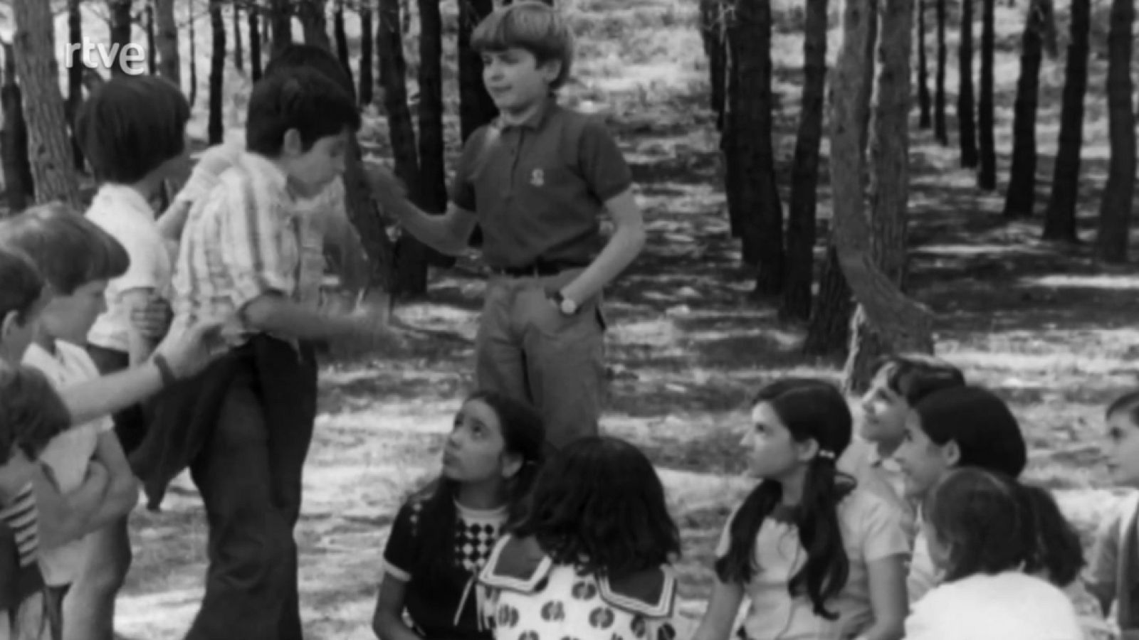 Crónicas de un pueblo - Los chicos crecen