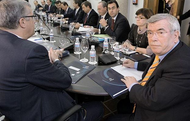  - El PP 'evitará' a Pedro Castro