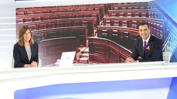 Telediario 1 - Pedro Sánchez: "El socialismo se lleva en el corazón, la socialdemocracia no se vende por un catálogo"