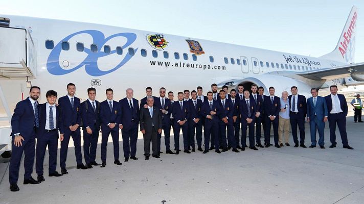 Telediario 1 - La selección ya está en Francia