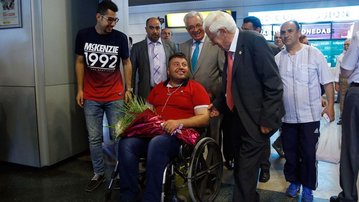 Telediario 1 - España acoge a Karlus Bárbar, un joven de 28 años que se negó a alistarse en el DAESH