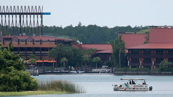 Informativo 24h - Encuentran el cuerpo de un niño ahogado por un caimán