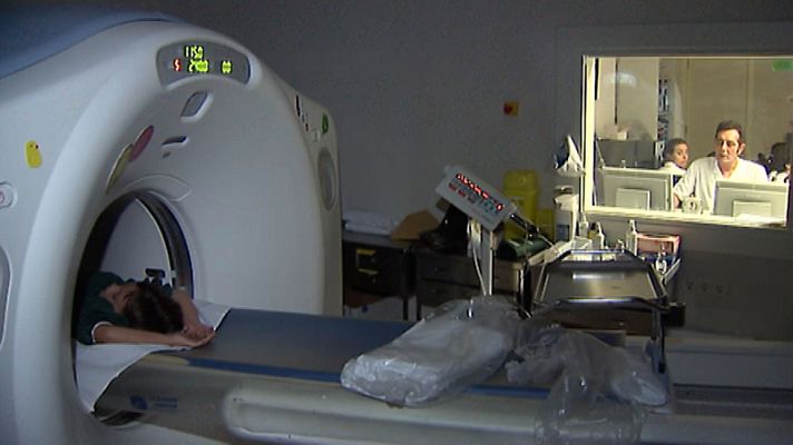 Telediario 1 - Una máquina que da un paso más en el diagnóstico del cáncer de mama