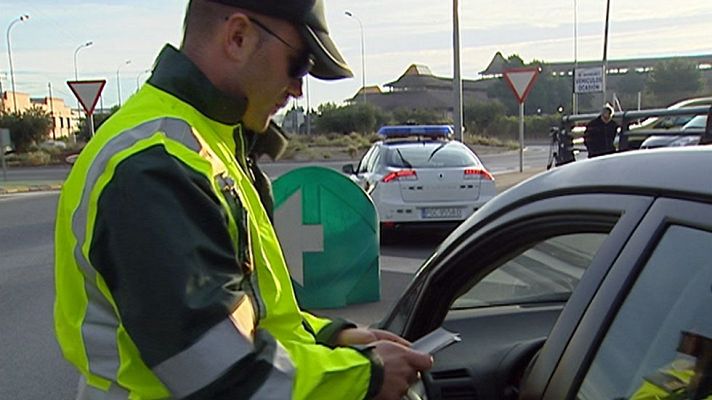 Telediario 1 - Tres de cada cuatro conductores mantiene intacto su saldo de puntos