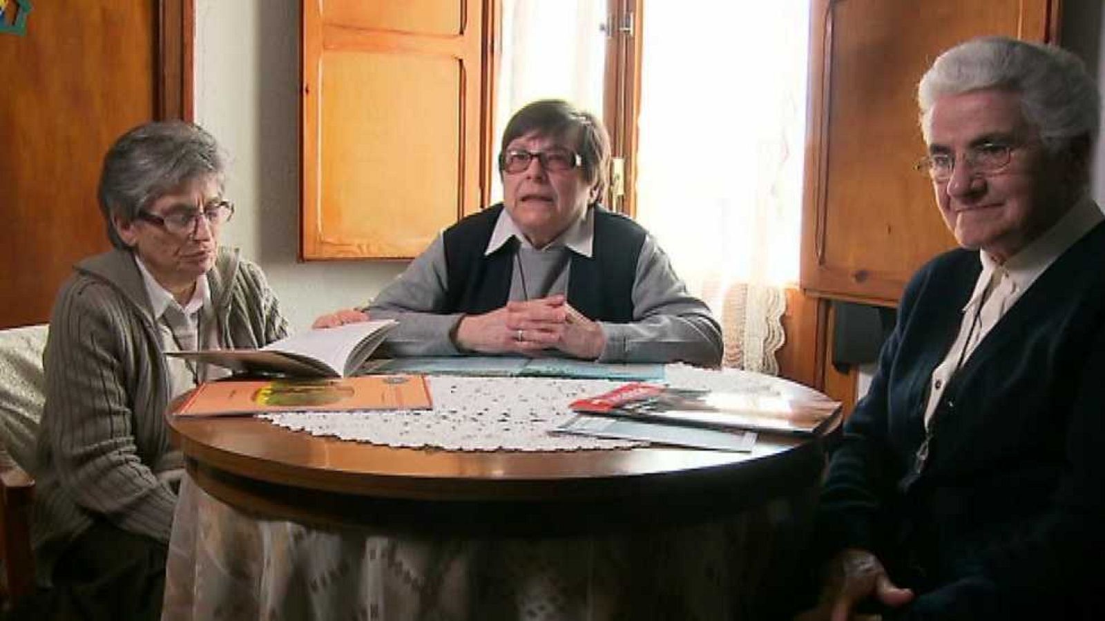 Pueblo de Dios - La iglesia del pueblo - ver ahora