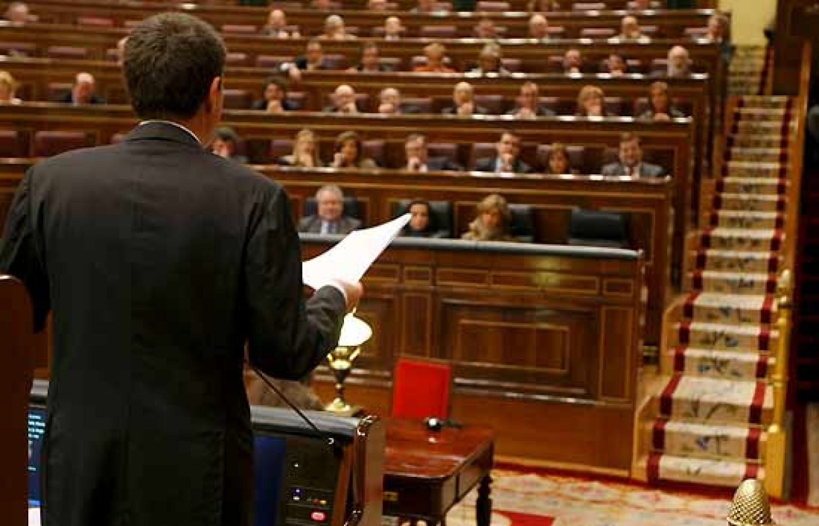 Telediario 1 en cuatro minutos - 18/12/08 | Ver