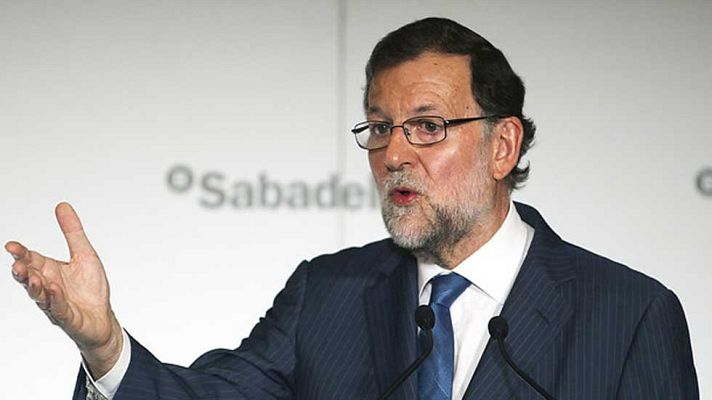 Telediario 1 - La llamada al voto útil y el referéndum catalán centran la campaña electoral