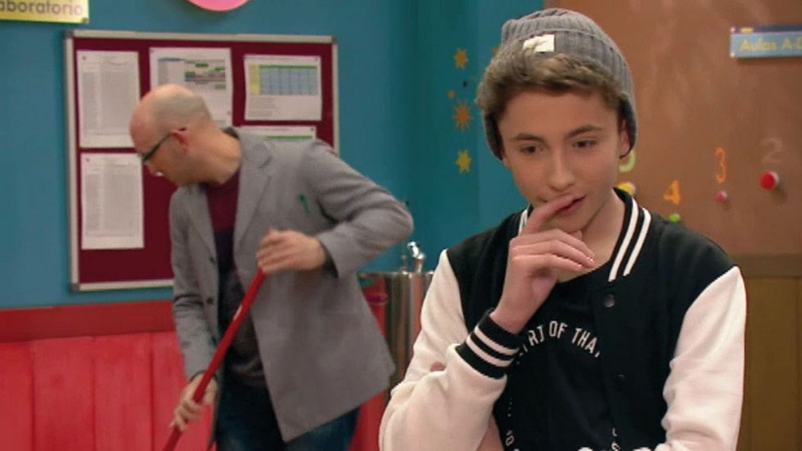 Respeto a los mayores - Detrás de todas las personas...hay una historia - Verano Clan | Ver