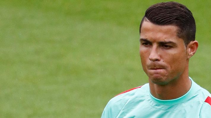 Informativo 24h - Cristiano Ronaldo saca los malos modos