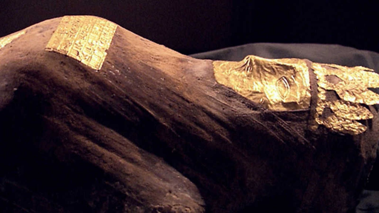 Documenta2 - El misterio de la momia real - ver ahora