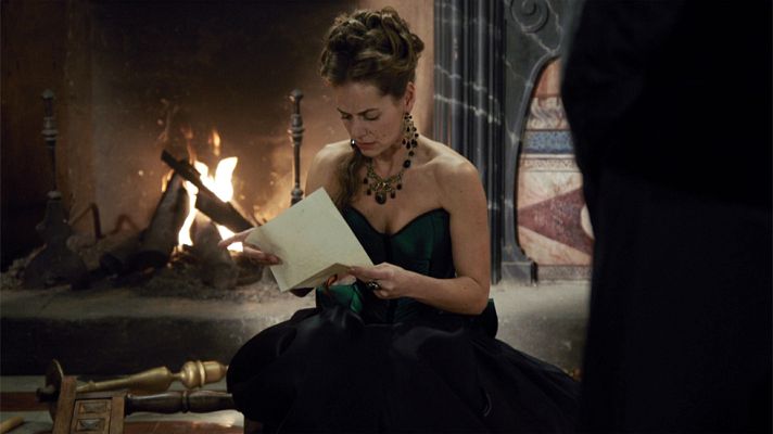 Águila Roja - Lucrecia se entera de que Hernán es hijo del rey